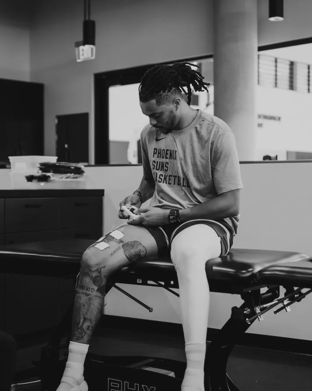 不打了!再见库里妹夫!NBA总冠军神射手